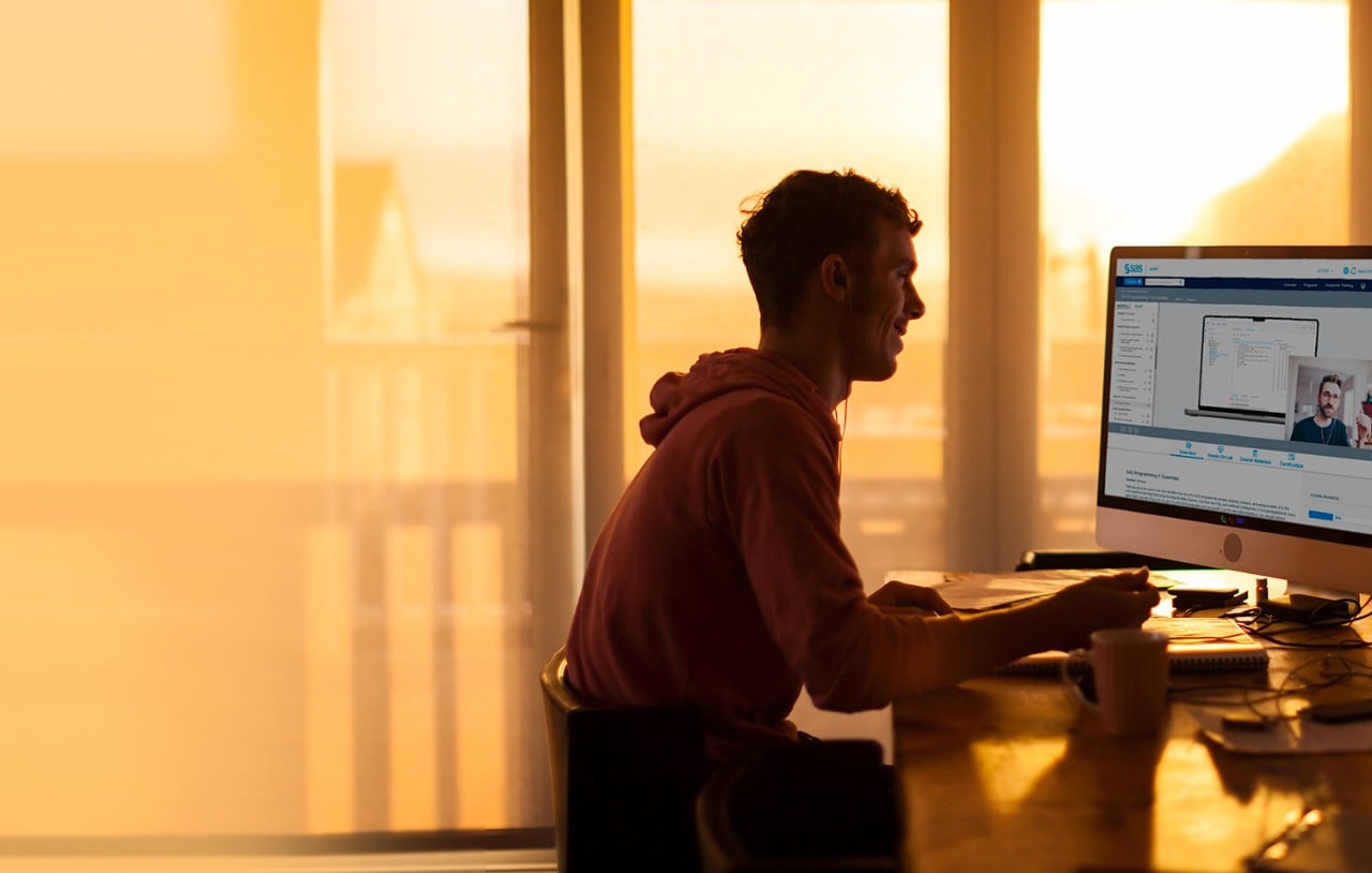 Watch tutorial: Getting started with SAS Studio